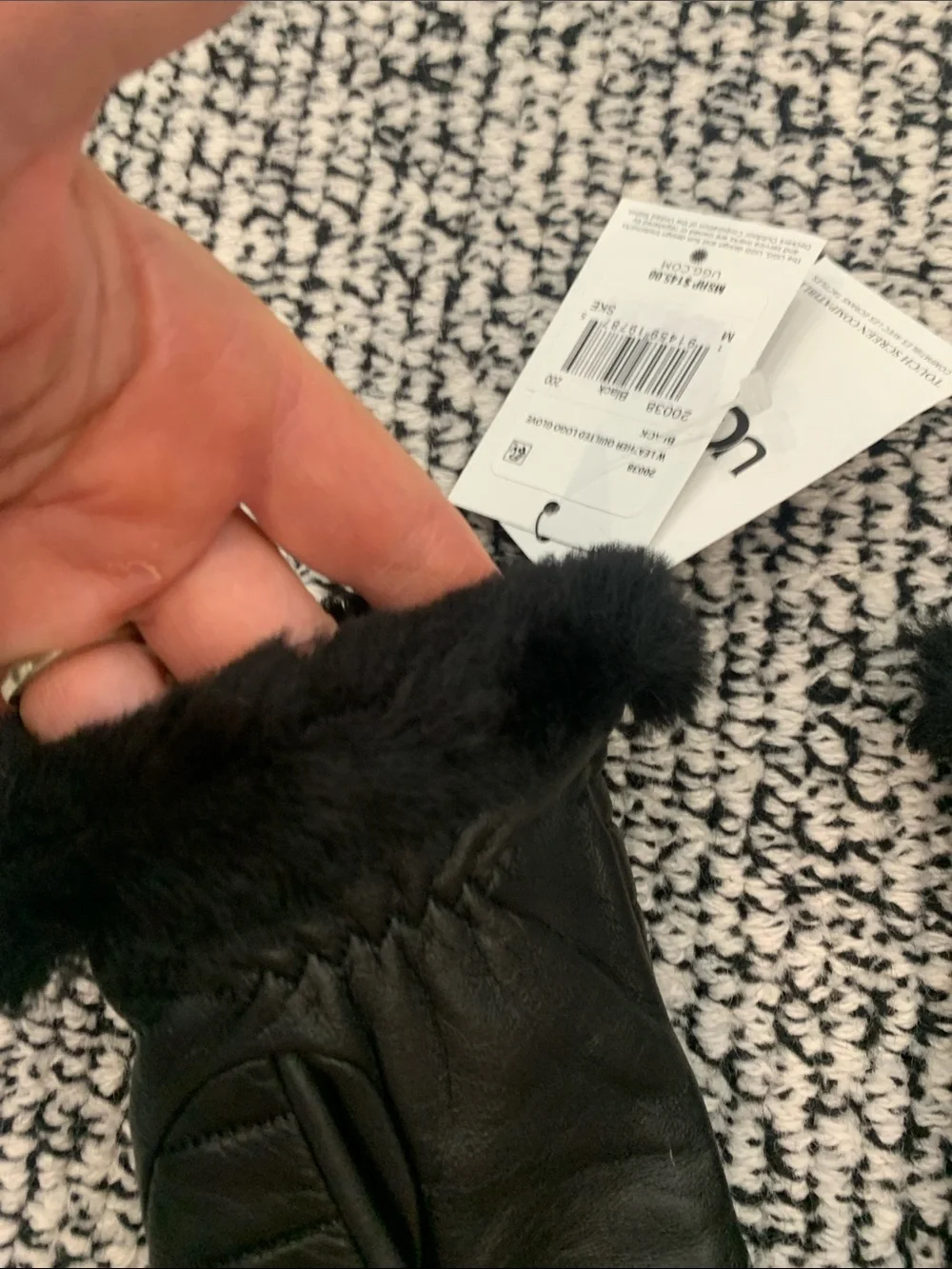 NWT UGG Black Quilted Leather Gloves with Shearling Cuff